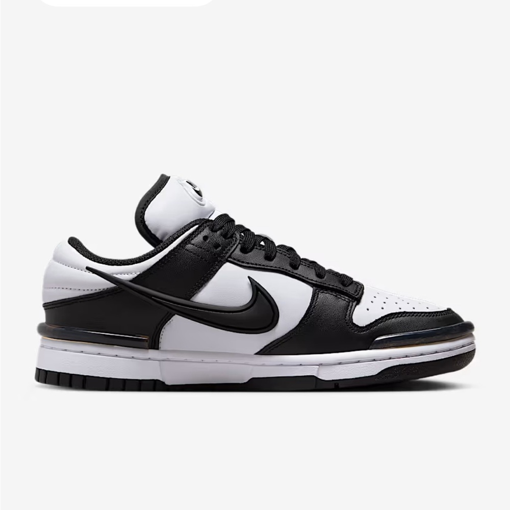 Nike dunk low twist